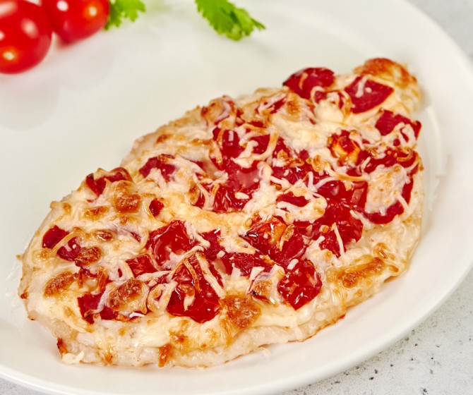Куриное филе с помидорами