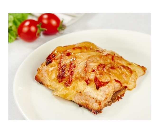 Горбуша с томатами под сыром